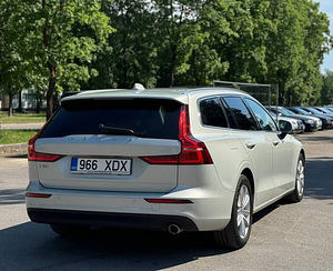 Volvo v60 (4 foto / 10)