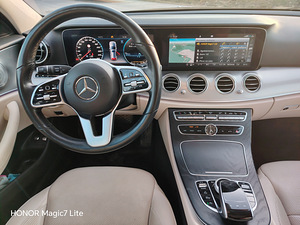 Mercedes-Benz E350 (13 фото из 14)