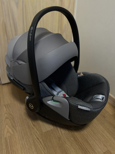 Müüa Cybex Cloud T i-Size turvahäll / автолюлька Cybex Cloud