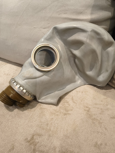 RSH 4 gasmask
