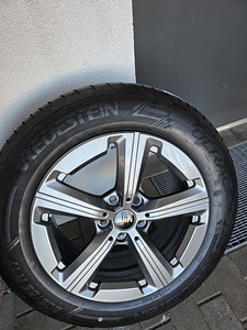 Диски и шины Vredestein Ultrac 100Y XL 205/65R17 (3 фото из 5)