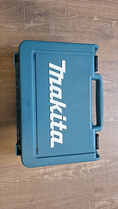 Akutrell Makita DF330D+2 akut+laadija+kohver (4 foto / 4)