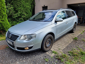 Volkswagen Passat 2.0D DSG 2008 (2 foto / 13)
