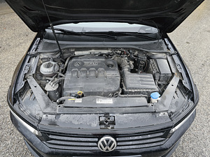 Volkswagen Passat B8 1.6 88kW ATM (13 foto / 15)