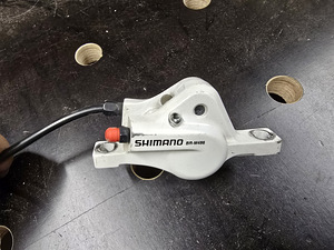 Shimano hüdraulilised pidurid (6 foto / 10)