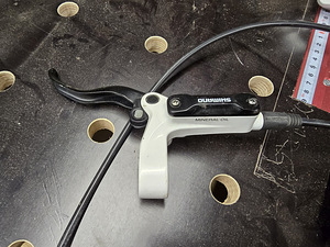 Shimano hüdraulilised pidurid (4 foto / 10)