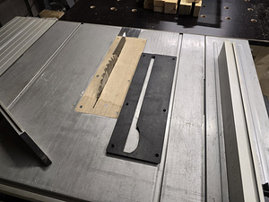 Saepink Makita MLT100N (6 foto / 7)
