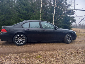 BMW 730 ДИЗЕЛЬ 2007 (6 фото из 12)