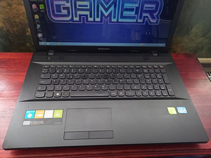 LENOVO G700 MÄNGURI LÄPTOP (6 foto / 9)