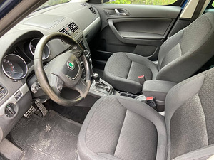 Škoda Yeti 2012 2,0-diisel automaat,4x4 (8 foto / 9)