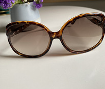 Солнцезащитные очки Вивьен Вествуд