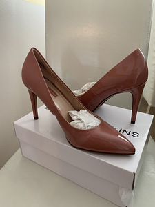 Новые туфли Dorothy Perkins, размер 39, 25 см