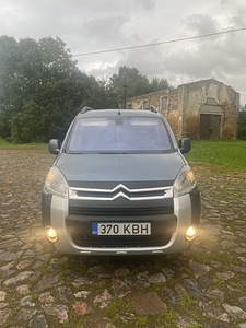 Citroen Berlingo XTR 1.6HDI (7 foto / 12)