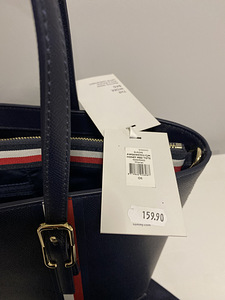 Tommy Hilfiger UUS (2 foto / 5)