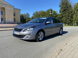 Peugeot 308 (1 foto / 8)