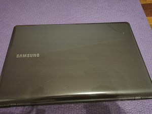 Samsung NP 350V5C Core i7, HD 7670m, Ram 8Gb, ssd 120Gb (2 foto / 7)