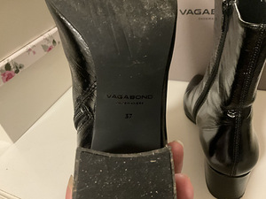 Vagabond nagu uued lakknahast saapad s.37. (7 foto / 10)