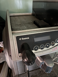 Saeco CAP002 B täisautomaatne espresso ja kohvimasin (3 foto / 6)