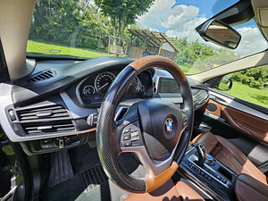 Продается BMW Xdrive 40d 3.0 230kW x5 comfort (6 фото из 12)
