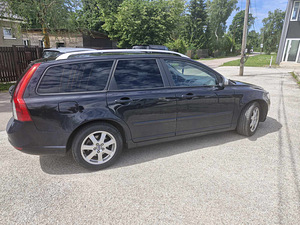 MÜÜA 2010a VOLVO V50 2.0 100kw (3 foto / 13)