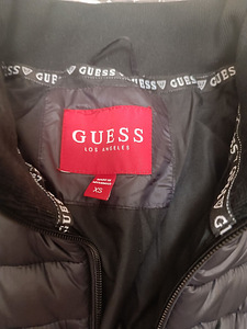 Куртка Guess XS (2 фото из 3)