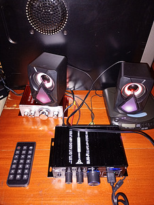 Stereo Võimendus 130 W uus+ ühendus juhtmed jne. (3 foto / 9)