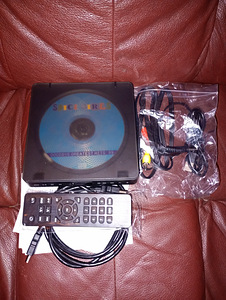 DVD pleier uus pakendis koos puldiga (1 foto / 3)