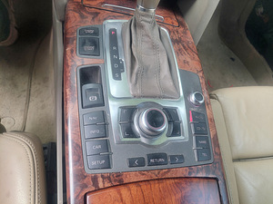Audi a6 c6 3.0 165kw (8 foto / 9)