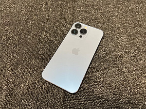 iPhone 13 128gb (2 фото из 2)