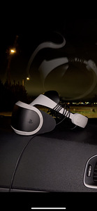 Sony PlayStation (PS4) VR (1 foto / 8)