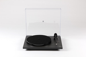 Виниловый проигрыватель Rega Planar 1 PLUS (1 фото из 4)