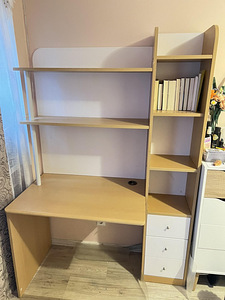 Kirjutuslaud (1 foto / 1)
