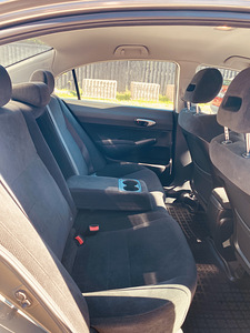Honda Civic (9 foto / 10)