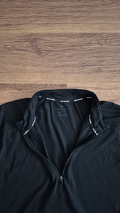 Nike Running Dri-FIT treeningpluus suuruses L (3 foto / 4)