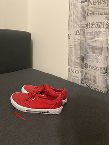 Vans (2 foto / 2)