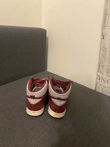 Nike (3 foto / 3)
