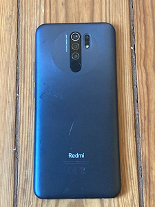 Telefon Xiaomi Redmi 9 (2 foto / 3)