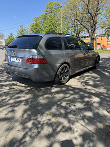 BMW 530d (2 foto / 12)