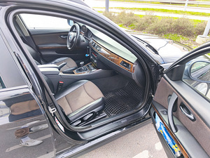 BMW E91 (6 фото из 11)
