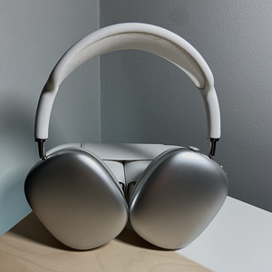 Airpods Max (1 фото из 9)