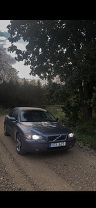 Volvo s60 2.5T (2 foto / 9)