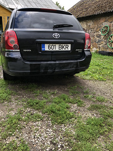 Toyota Avensis D4D T-25 93kw 2008 (5 foto / 5)