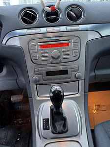 Ford galaxy (4 фото из 11)
