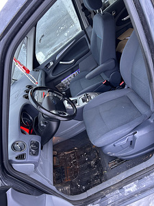 Ford galaxy (9 фото из 11)