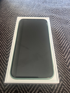 iPhone 11 128 gb (1 foto / 3)