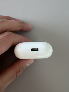 Apple AirPods 4 Kõrvaklapid (5 foto / 7)