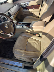 Müüa Jaguar XF (2 foto / 2)