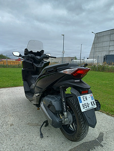 Honda Forza 125 (3 фото из 9)