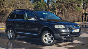 M/V VW Touareg (8 foto / 10)
