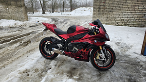 BMW S1000RR (1 фото из 10)